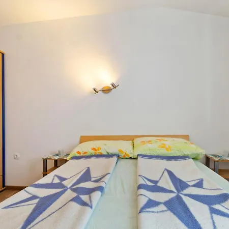 Comfortable In Near Seabeach Jadranovo