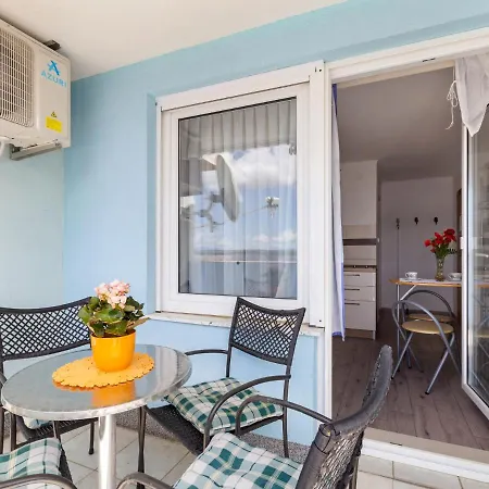 Comfortable In Near Seabeach Jadranovo